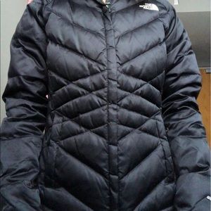 Black north face puffer winter coat